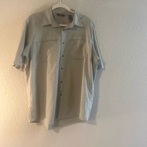 Wrangler Men's Button Up Shirt with Front Pockets Size Large Light Green